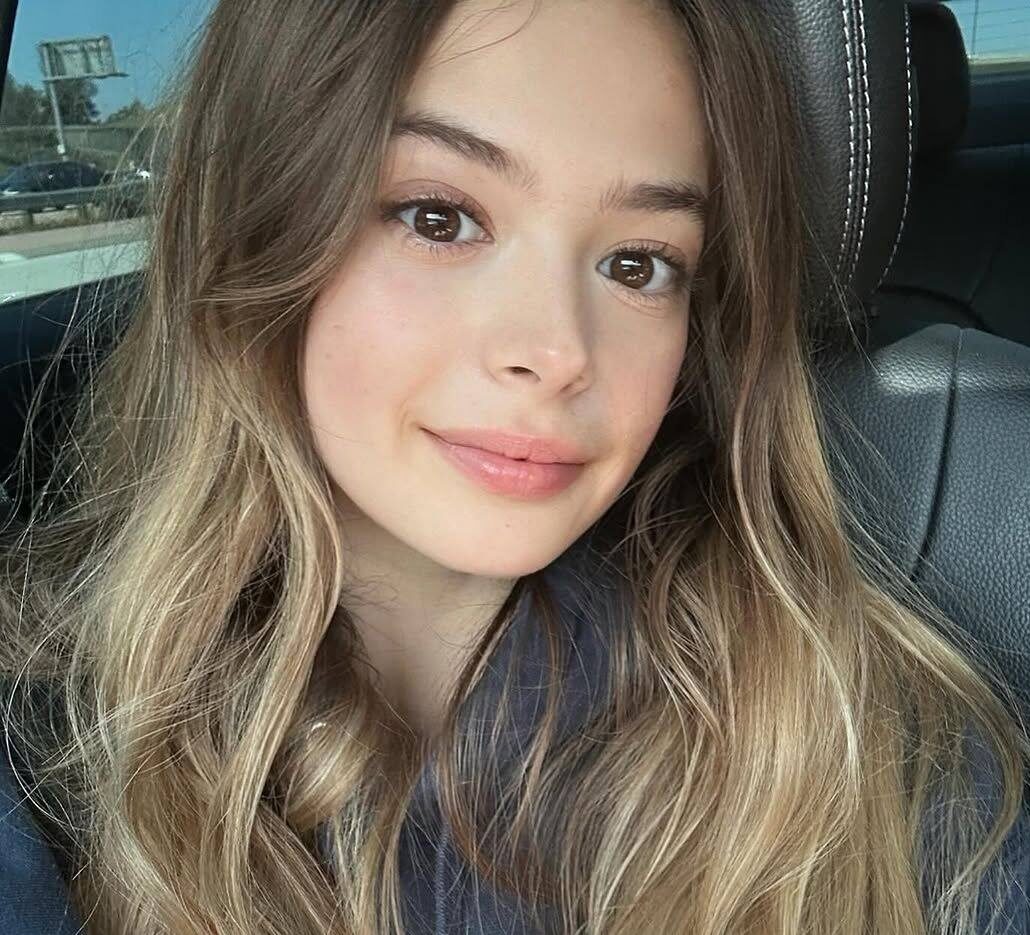 Molly Little Bio, Age, Career Life & Net Worth 2026