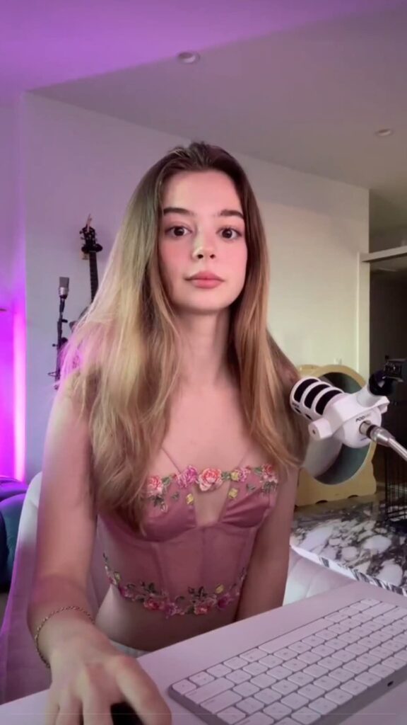 Molly Little Bio, Age, Career Life & Net Worth 2026